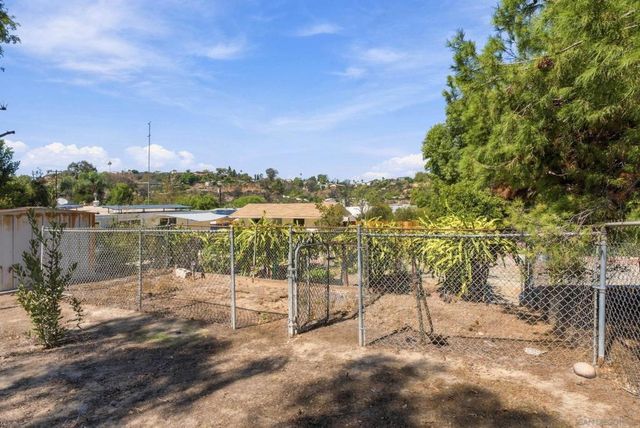 4011 Marron, San Diego, CA 92115