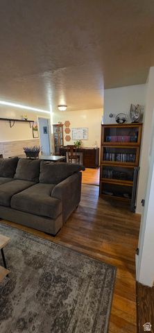 150 W 650 N, Clearfield, UT 84015