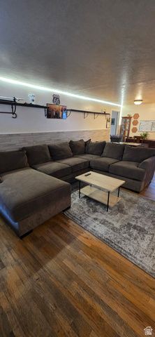 150 W 650 N, Clearfield, UT 84015