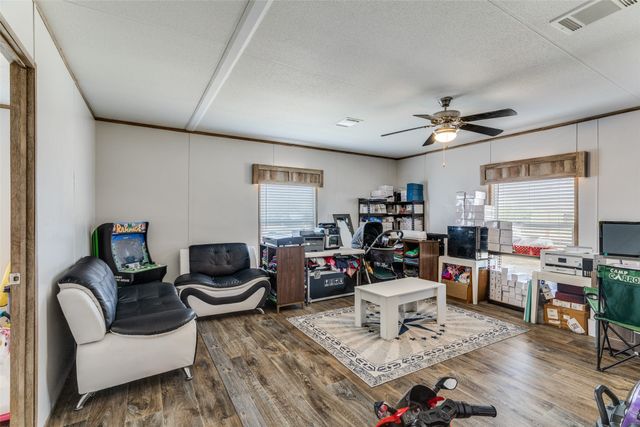 4599 Burwick Road, Jacksboro, TX 76458