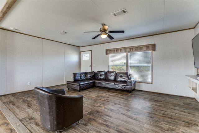 4599 Burwick Road, Jacksboro, TX 76458