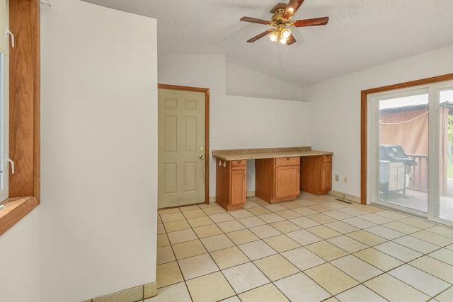 2065 William Street, Roseville, MN 55113