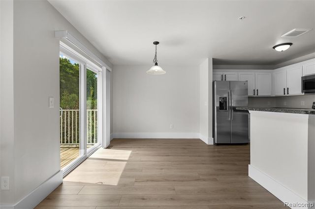 21914 Aberdeen Drive 30, Macomb, MI 48042
