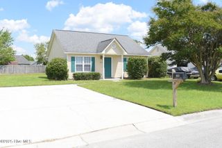 6923 Alamosa Drive, Wilmington, NC 28411
