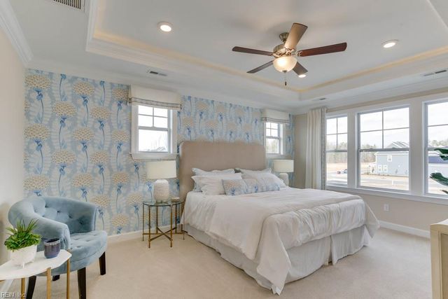 2201 Sanibel LN, Chesapeake, VA 23321