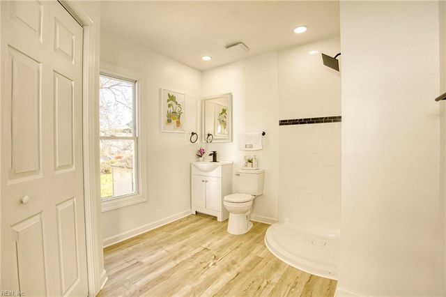 910 Rugby ST, Norfolk, VA 23504