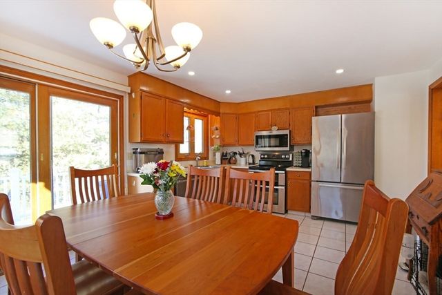 68 Ashford Street, Methuen, MA 01844