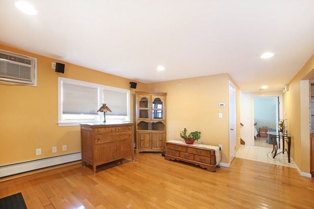 68 Ashford Street, Methuen, MA 01844