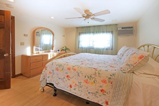 68 Ashford Street, Methuen, MA 01844