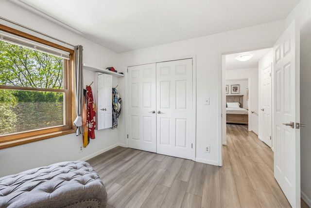 N78W15289 Haymeadow ROAD, Menomonee Falls, WI 53051