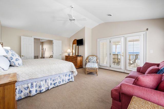 324 Sea Oats Circle, Pawleys Island, SC 29585