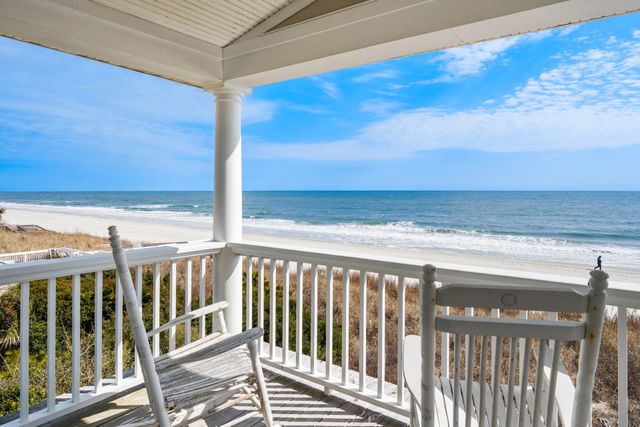 324 Sea Oats Circle, Pawleys Island, SC 29585
