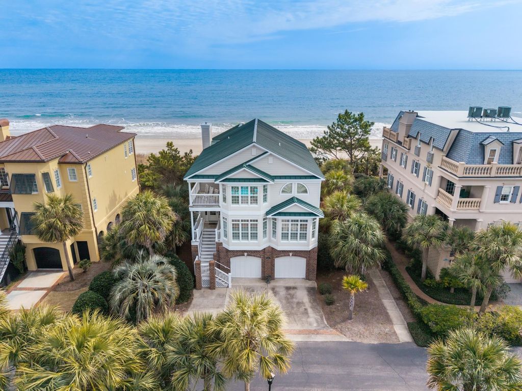 324 Sea Oats Circle, Pawleys Island, SC 29585