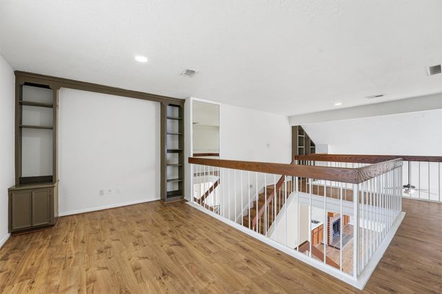 2923 Ashford Park Drive, Houston, TX 77082