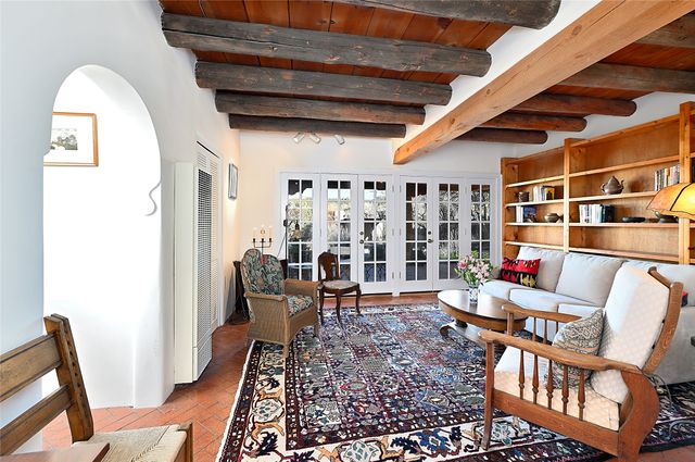 629 Camino Del Monte Sol, Santa Fe, NM 87505