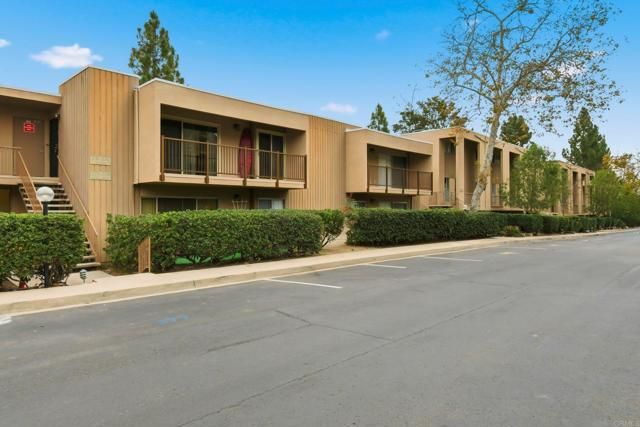 5700 Baltimore Drive 223, La Mesa, CA 91942