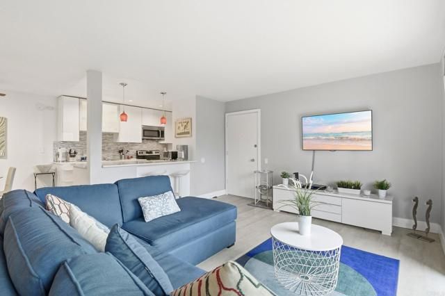 5700 Baltimore Drive 223, La Mesa, CA 91942