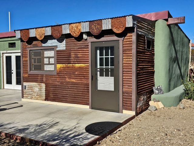 881 Mud Spring Road, Terlingua, TX 79852