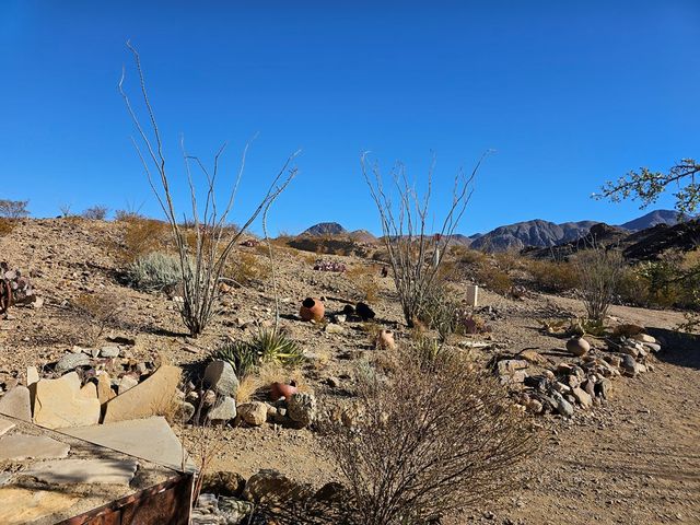 881 Mud Spring Road, Terlingua, TX 79852