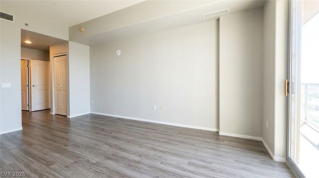 8255 Las Vegas Blvd Boulevard 1518, Las Vegas, NV 89123