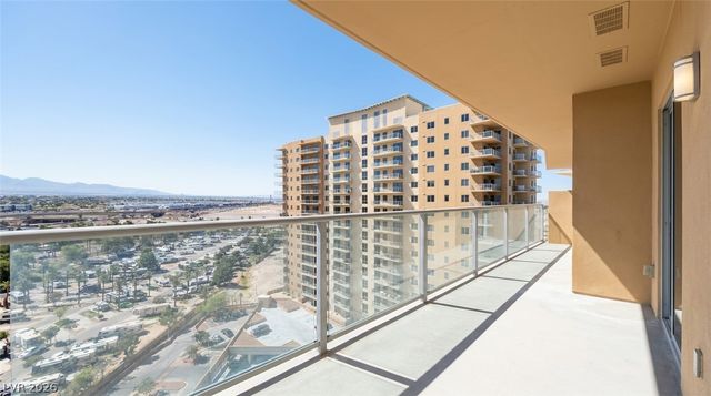 8255 Las Vegas Blvd Boulevard 1518, Las Vegas, NV 89123