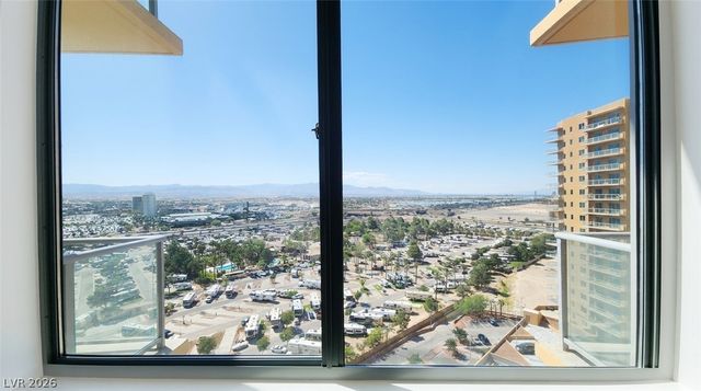 8255 Las Vegas Blvd Boulevard 1518, Las Vegas, NV 89123