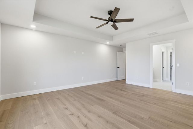 5555 E Wild Horse Drive, Springfield, MO 65802