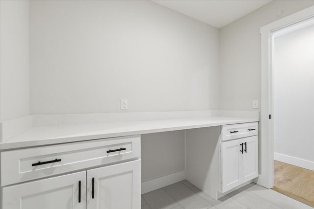 5555 E Wild Horse Drive, Springfield, MO 65802