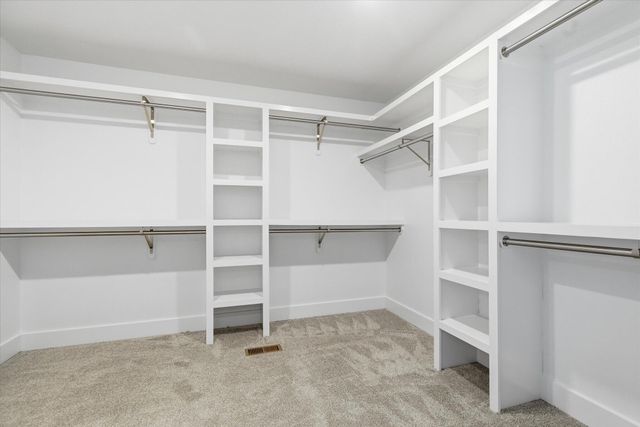 5555 E Wild Horse Drive, Springfield, MO 65802