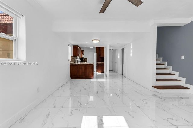 10903 N Kendall Dr 222, Miami, FL 33176