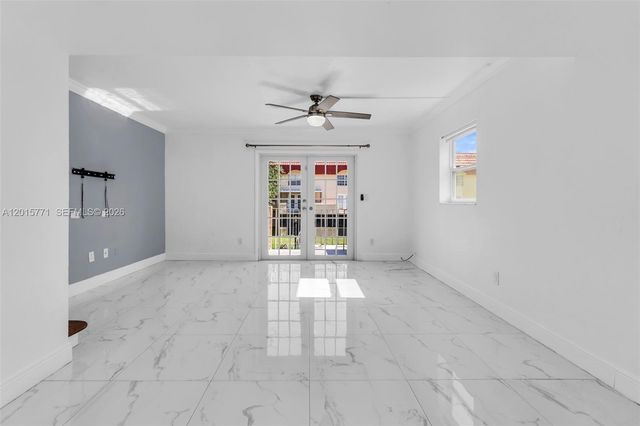 10903 N Kendall Dr 222, Miami, FL 33176