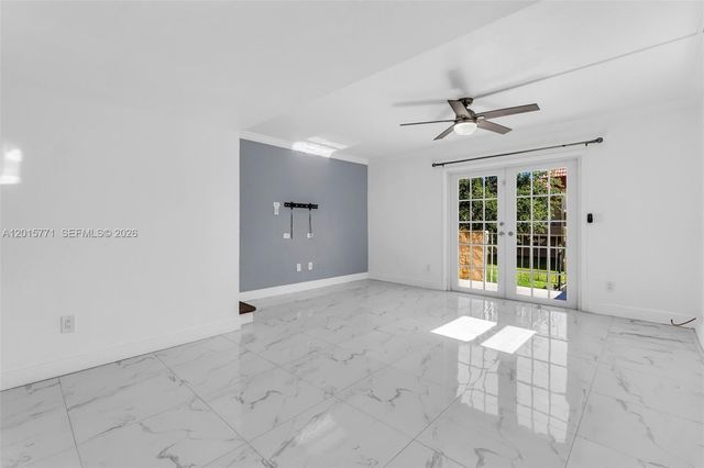 10903 N Kendall Dr 222, Miami, FL 33176