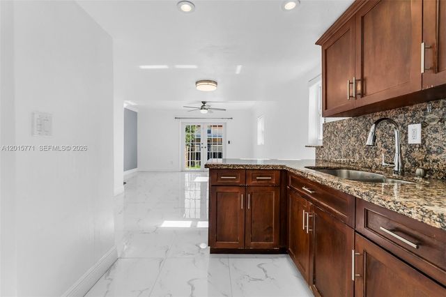 10903 N Kendall Dr 222, Miami, FL 33176