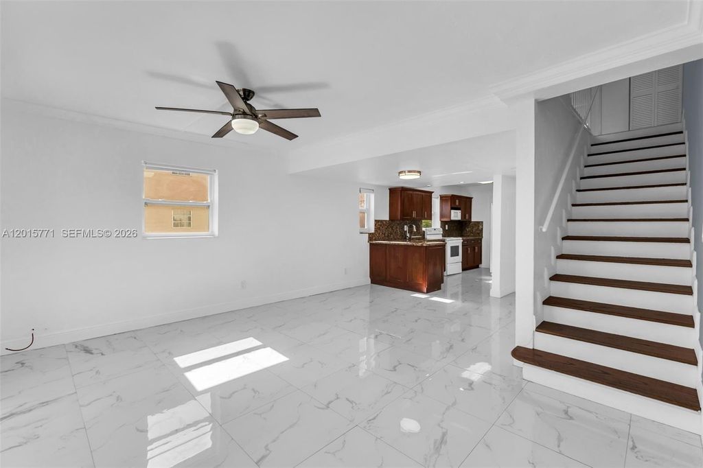 10903 N Kendall Dr 222, Miami, FL 33176