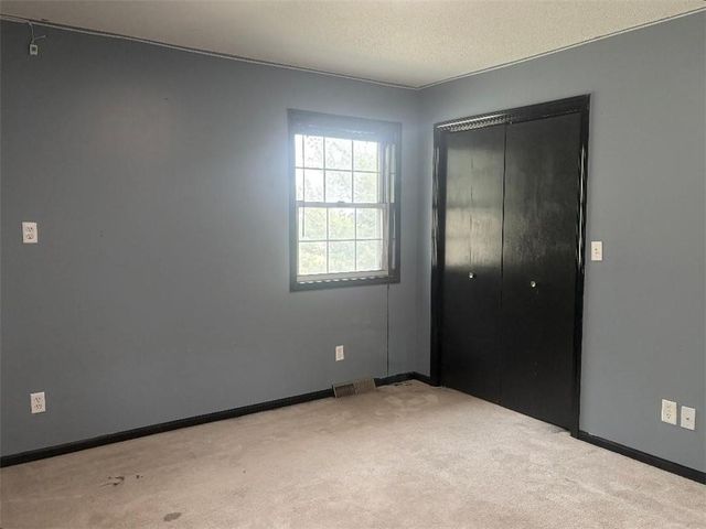 39350 Business 10 Highway, Richmond, MO 64085