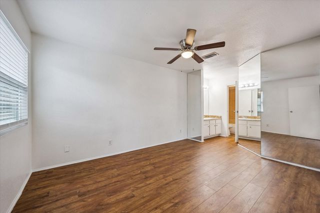 768 Memorial Mews Street 4, Houston, TX 77079