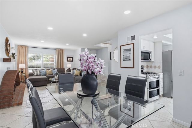 4395 Avenida Carmel, Cypress, CA 90630