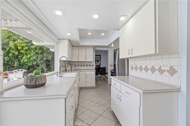 4395 Avenida Carmel, Cypress, CA 90630