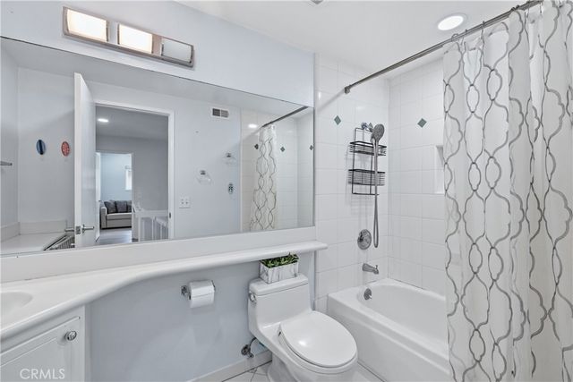 4395 Avenida Carmel, Cypress, CA 90630