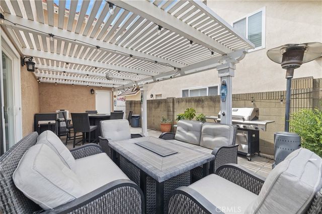 4395 Avenida Carmel, Cypress, CA 90630