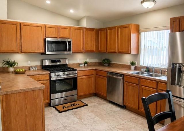 325 WEATHERBY PL, Haines City, FL 33844