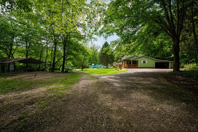 1959 Chapel Creek Road, Chillicothe, OH 45601