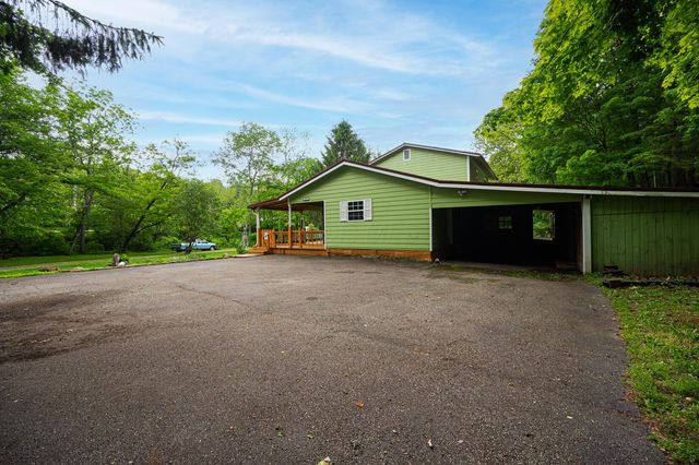 1959 Chapel Creek Road, Chillicothe, OH 45601
