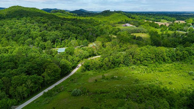 1959 Chapel Creek Road, Chillicothe, OH 45601