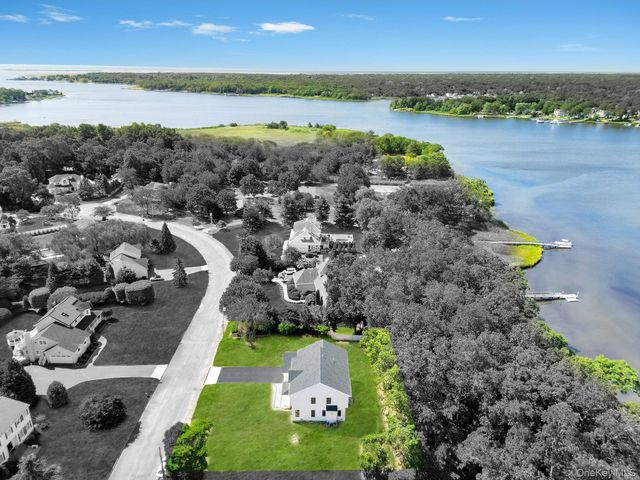 84 W James Hawkins Road, Moriches, NY 11955