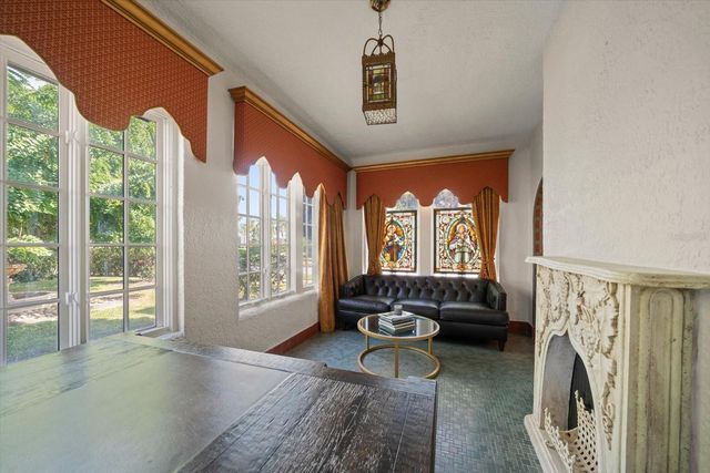 1102 PALM VIEW AVENUE, Belleair, FL 33756