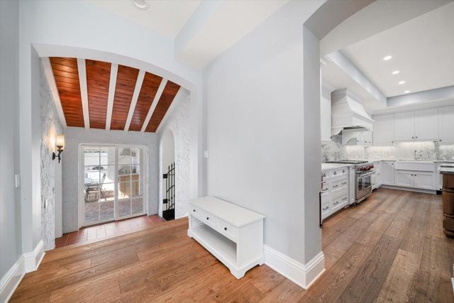 1102 PALM VIEW AVENUE, Belleair, FL 33756