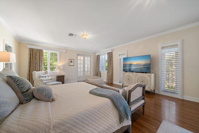 1102 PALM VIEW AVENUE, Belleair, FL 33756