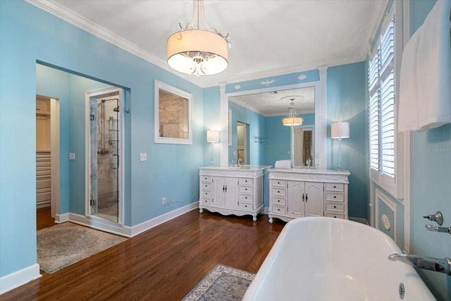 1102 PALM VIEW AVENUE, Belleair, FL 33756