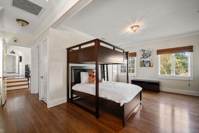 1102 PALM VIEW AVENUE, Belleair, FL 33756